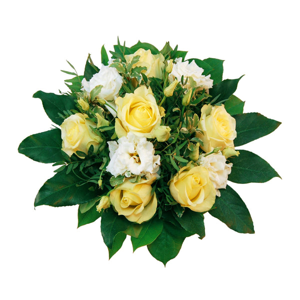 Blumenstrauß "Lore" aus pastellgelben Rosen mit weißem Lisianthus und Grün mit Bumenversand FioreFelice verschicken. Lieblich-zart und delikat-elegant, so ist unsere Lore, ein Blumenstrauß aus weißem, erlesenen Lisianthus, auch Japanrose genannt, und pastellgelben Rosen. Mit diesen schönen Blumen bringen Sie eine leichte Fröhlichkeit ins Haus.